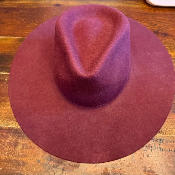 Twister wool felt festival hat size Small Maroon in color - Picture 6 of 7